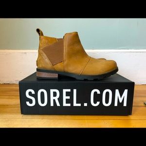 Sorel Emily Chelsea Boots -Carmel Brown- 8 women’s